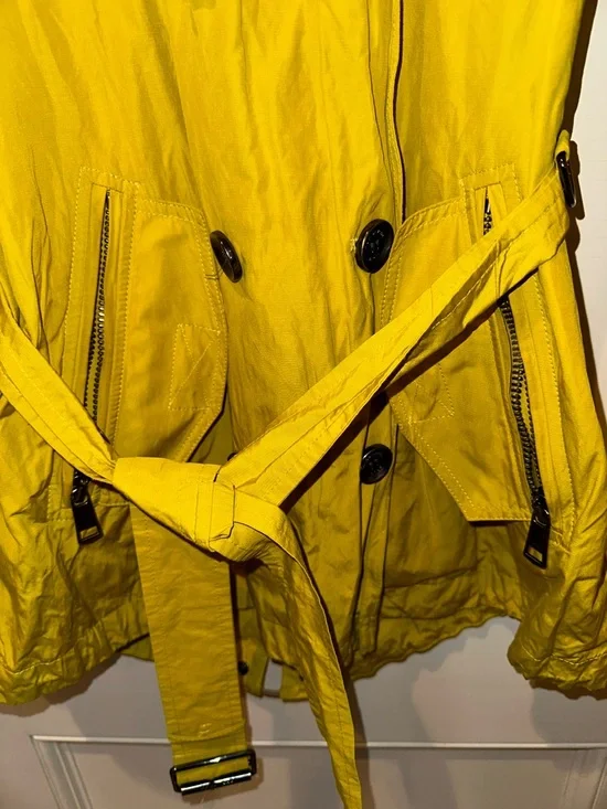 Burberry Brit Yellow/Green Double-Breasted Trench Coat with Belt Sz 10 - Picture 2 of 13
